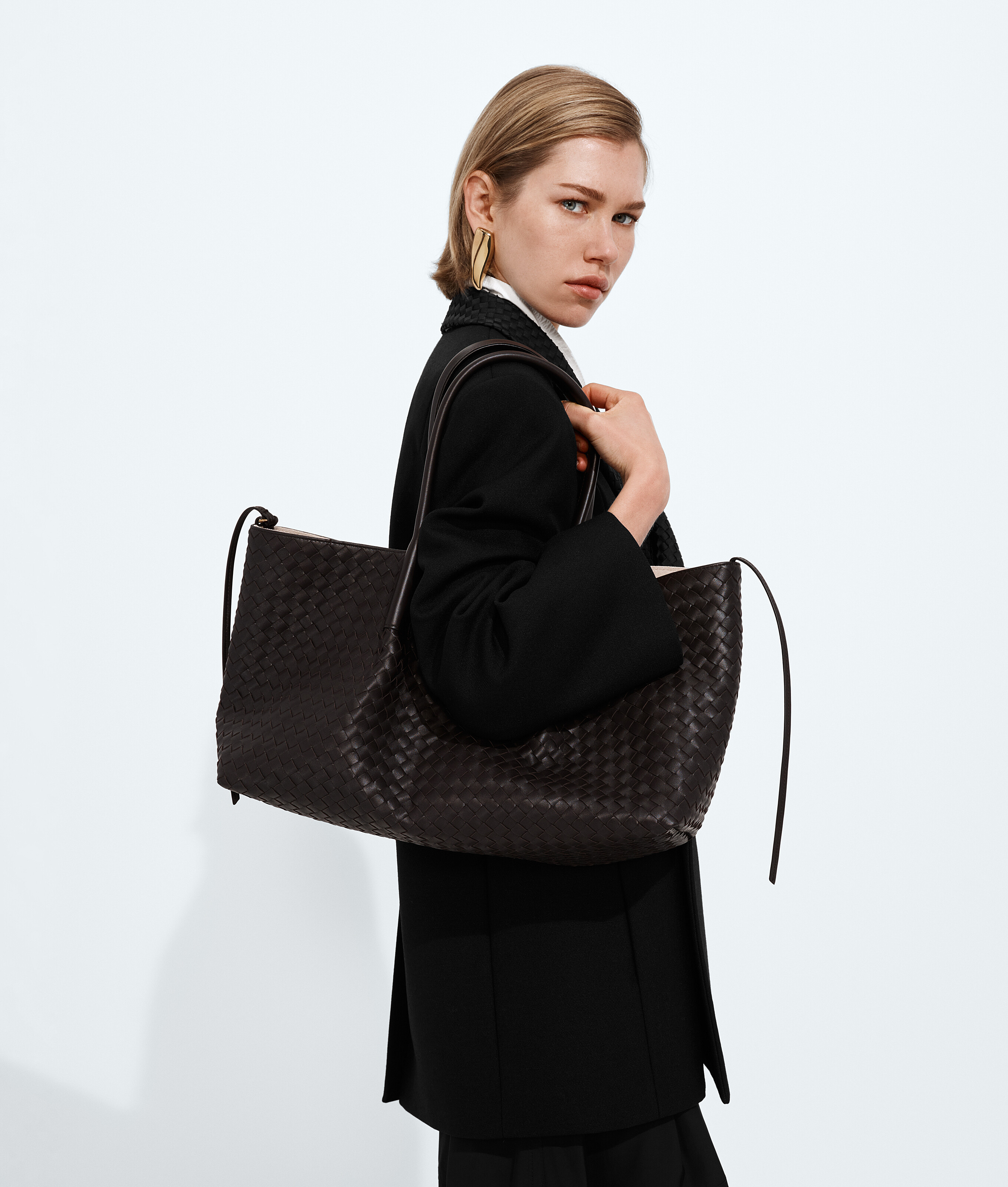 Women's Large Pinacoteca in Espresso/ecru Bottega Veneta Luxembourg EN - Image 2