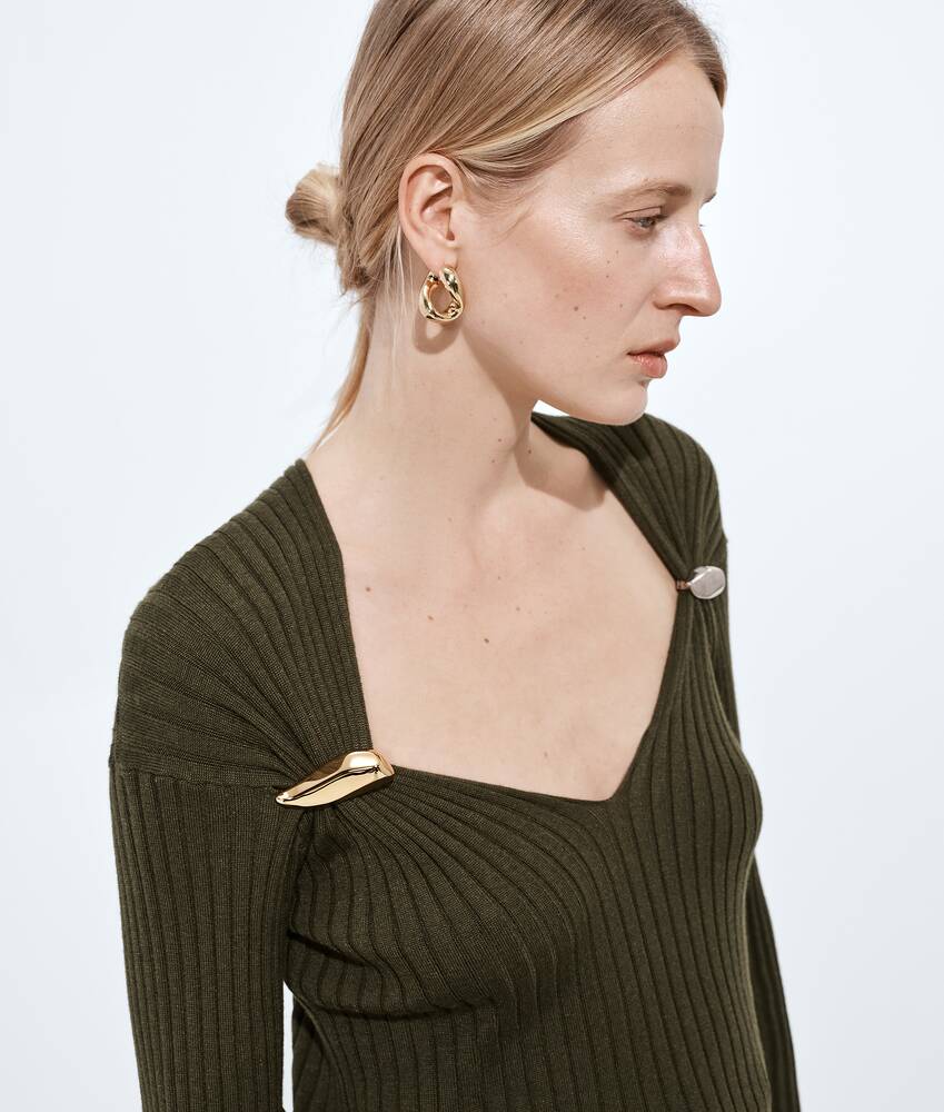 Display a large version of the product image 4 - Cashmere and Silk Rib Sweater