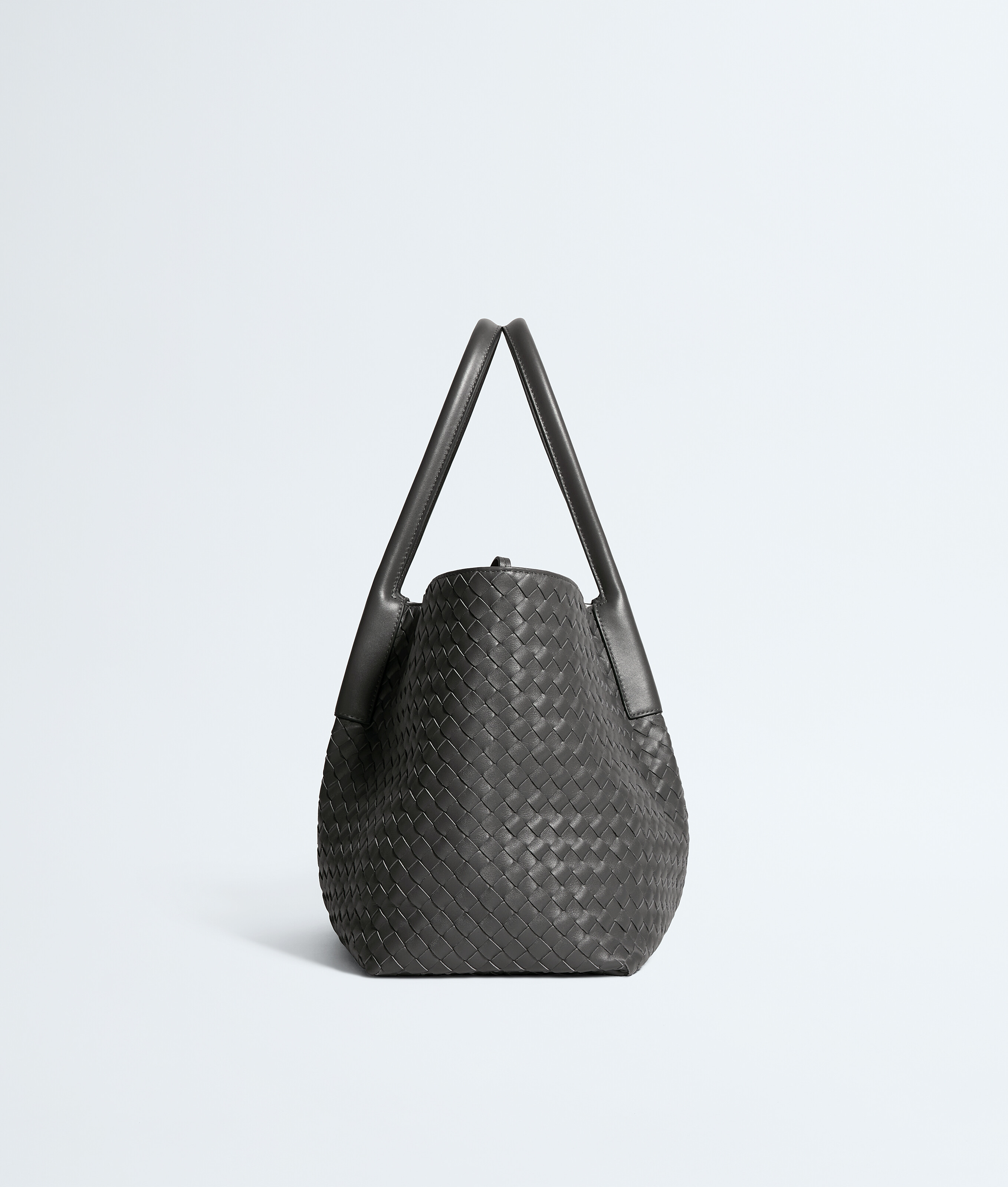 Women's Large Pinacoteca in Obsidian gray/silica gray Bottega Veneta Luxembourg EN - Image 4