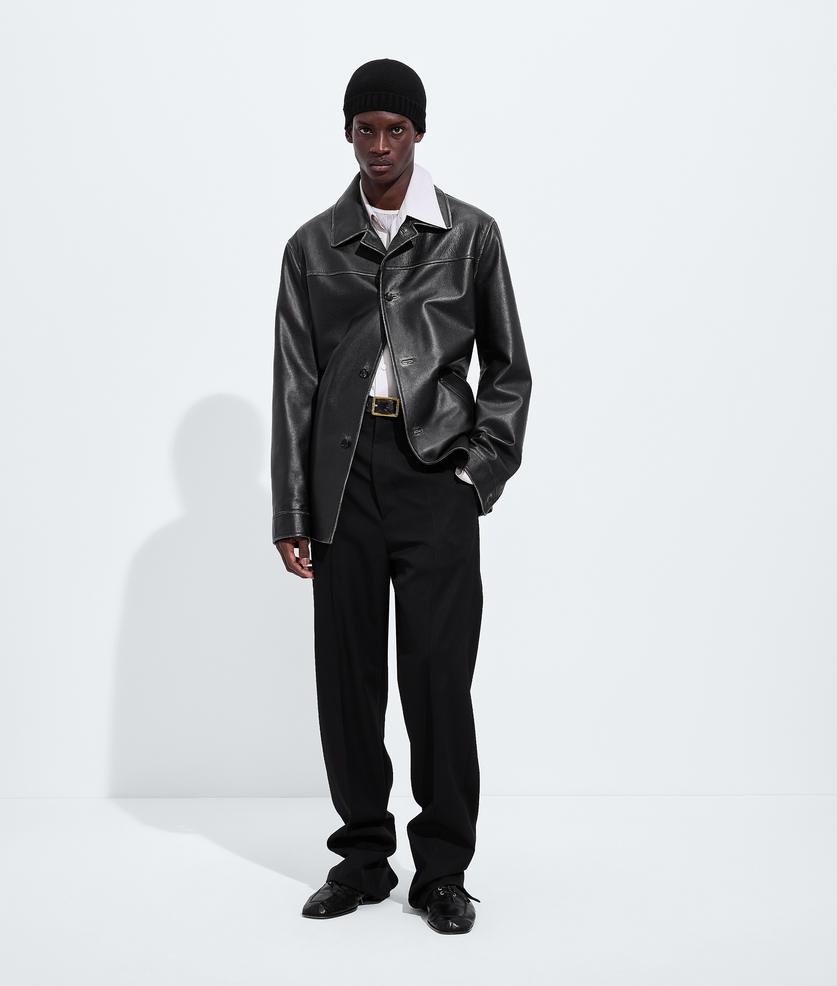 Men's Weathered Leather Coat in Double black Bottega Veneta Luxembourg EN - Image 1