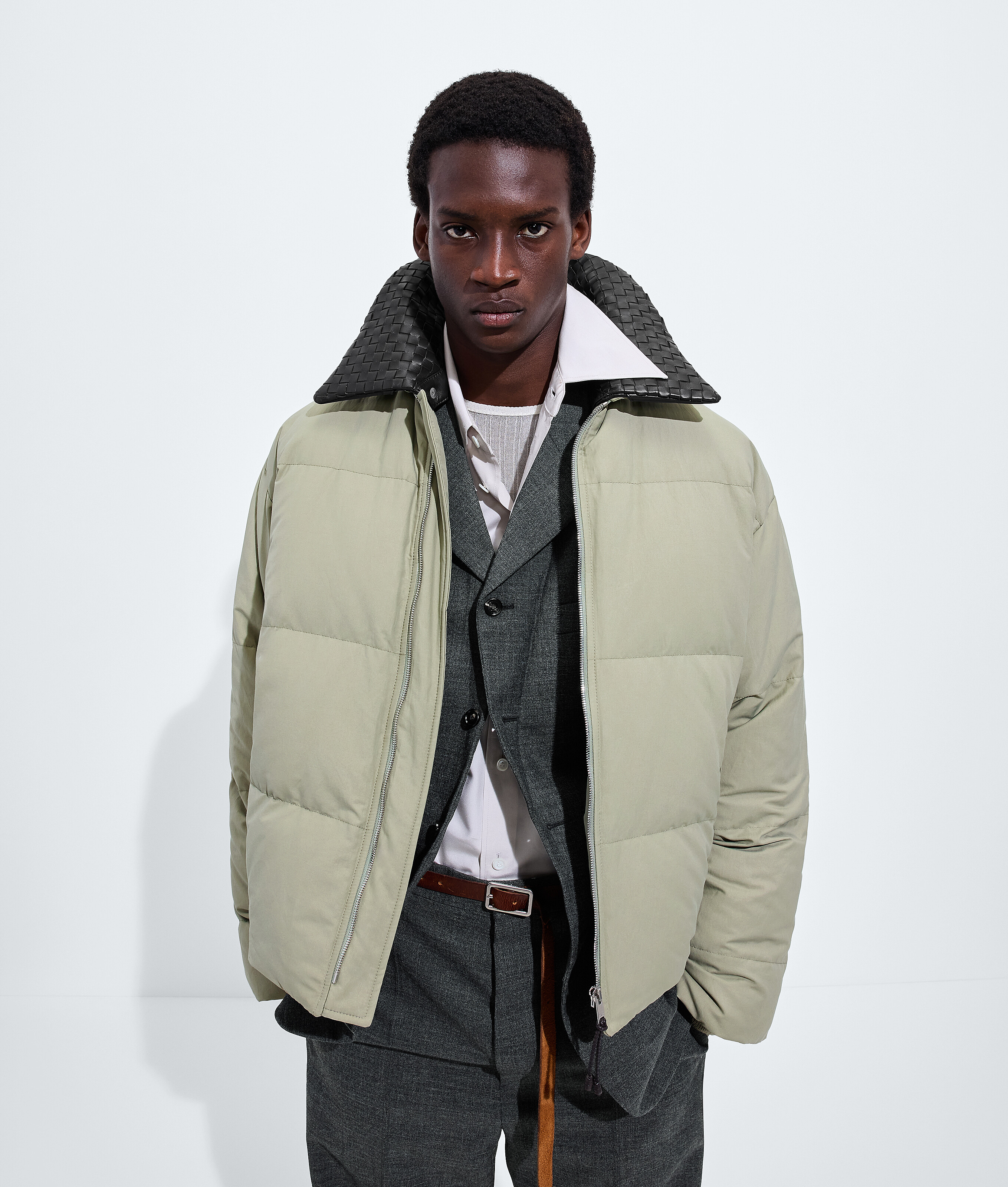 Men's Cotton and Nylon Twill Puffer Jacket in Tarragon Bottega Veneta Norway EN - Image 4