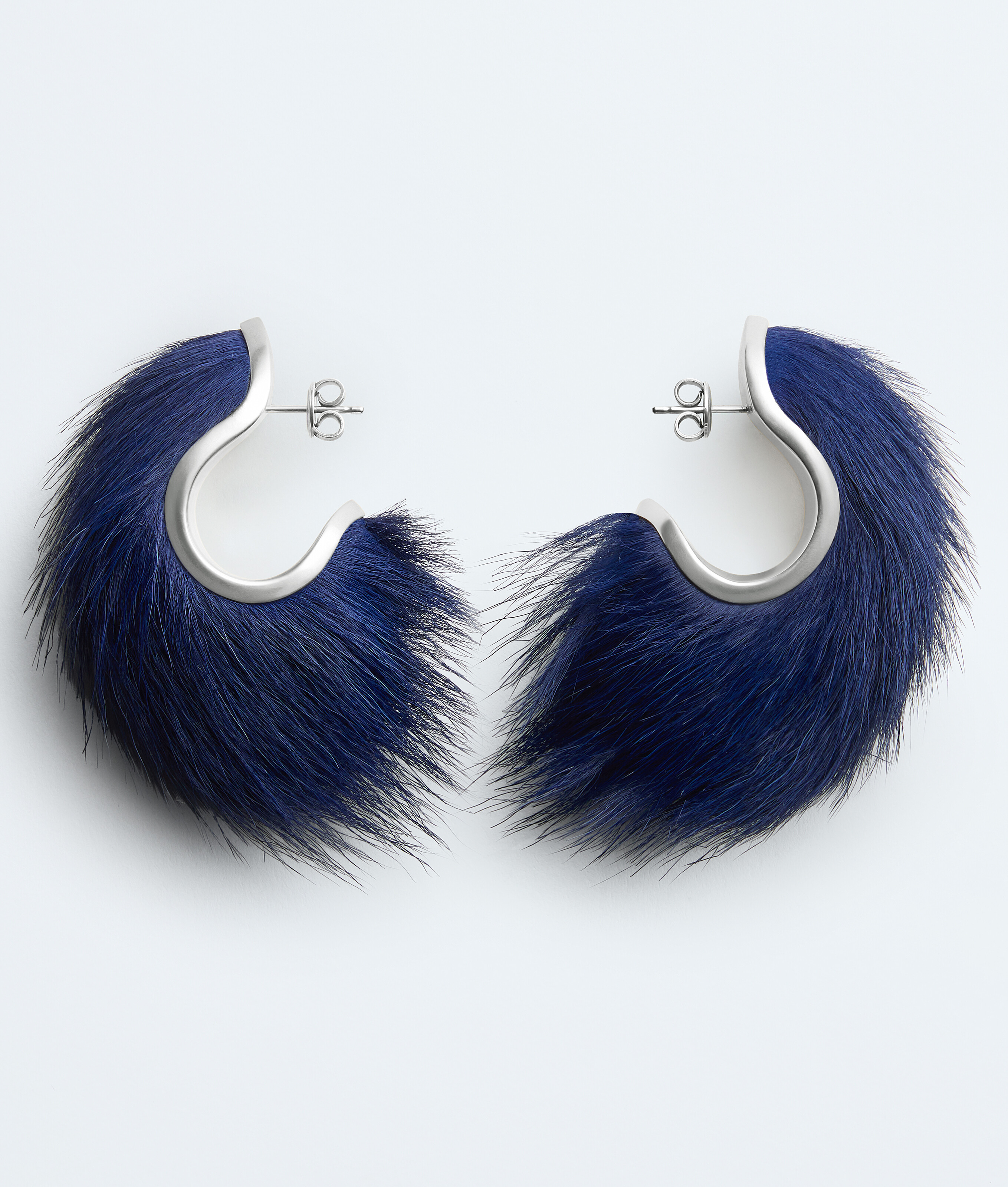 Women's Claw Earrings in Azurite Bottega Veneta Luxembourg EN - Image 1