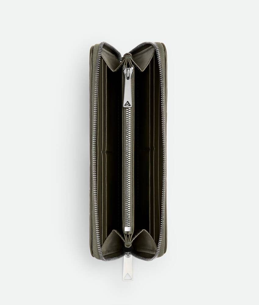 Exibir uma versão grande da imagem do produto 2 - Carteira com zíper integral Intrecciato