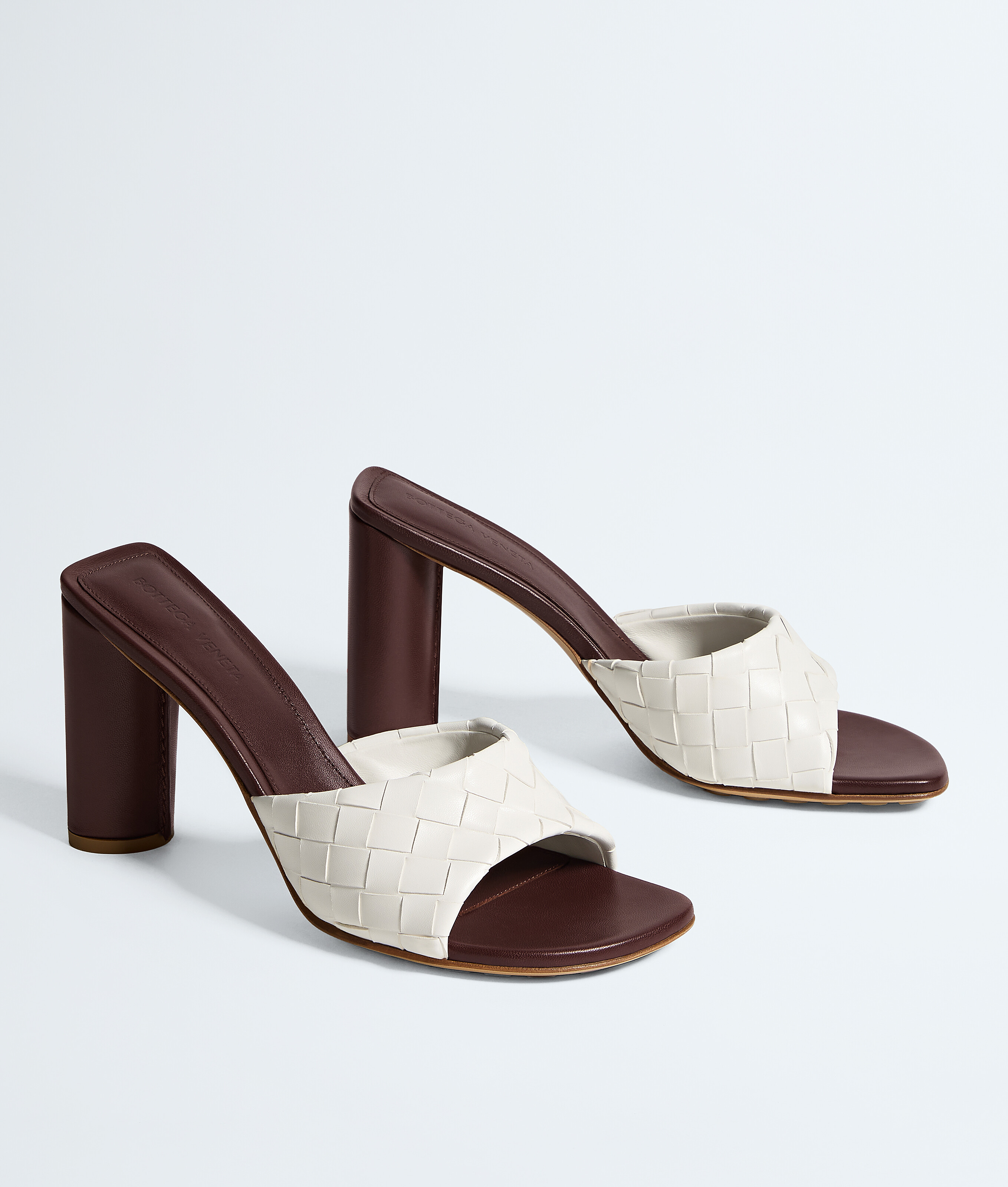 Women's Livia Mule in Alabaster/cioccolato Bottega Veneta Malaysia EN - Image 3