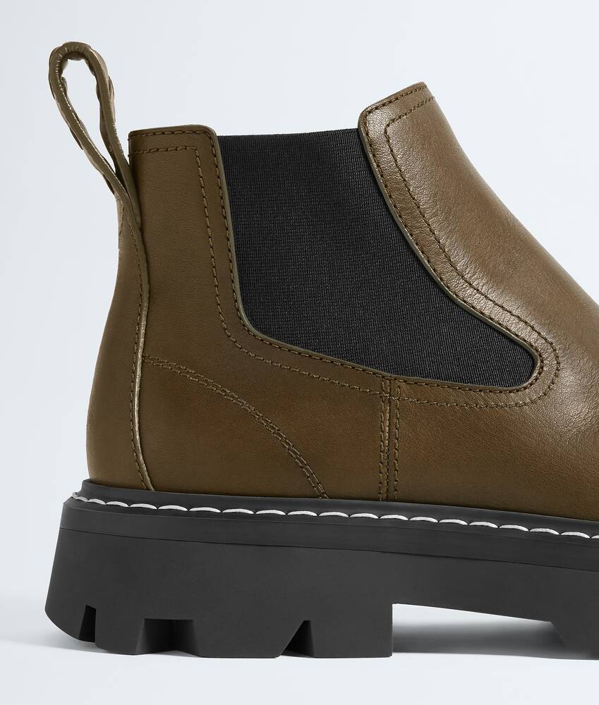 Men's Gum Chelsea Ankle Boot in Olive oil Bottega Veneta Italy EN - Image 6