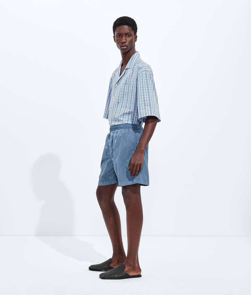 Men's Crinkled Nylon Swim Shorts in Utility blue Bottega Veneta Qatar EN - Image 2