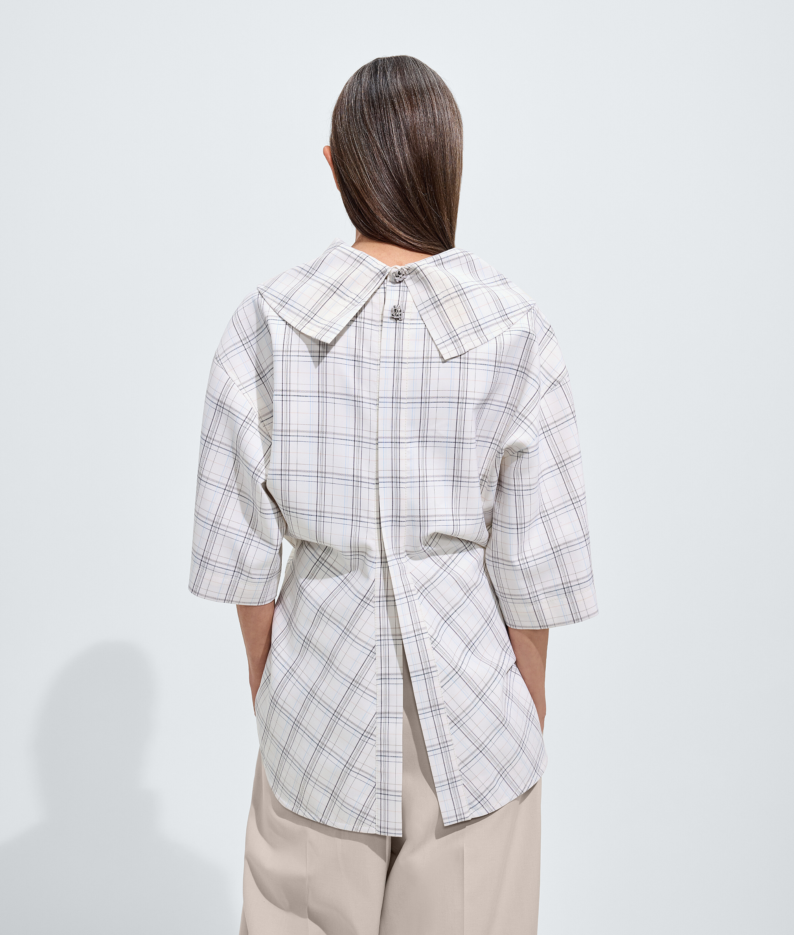 Women's Soft Wool Check Top in Chalk/carrubo/blue Bottega Veneta Luxembourg EN - Image 3