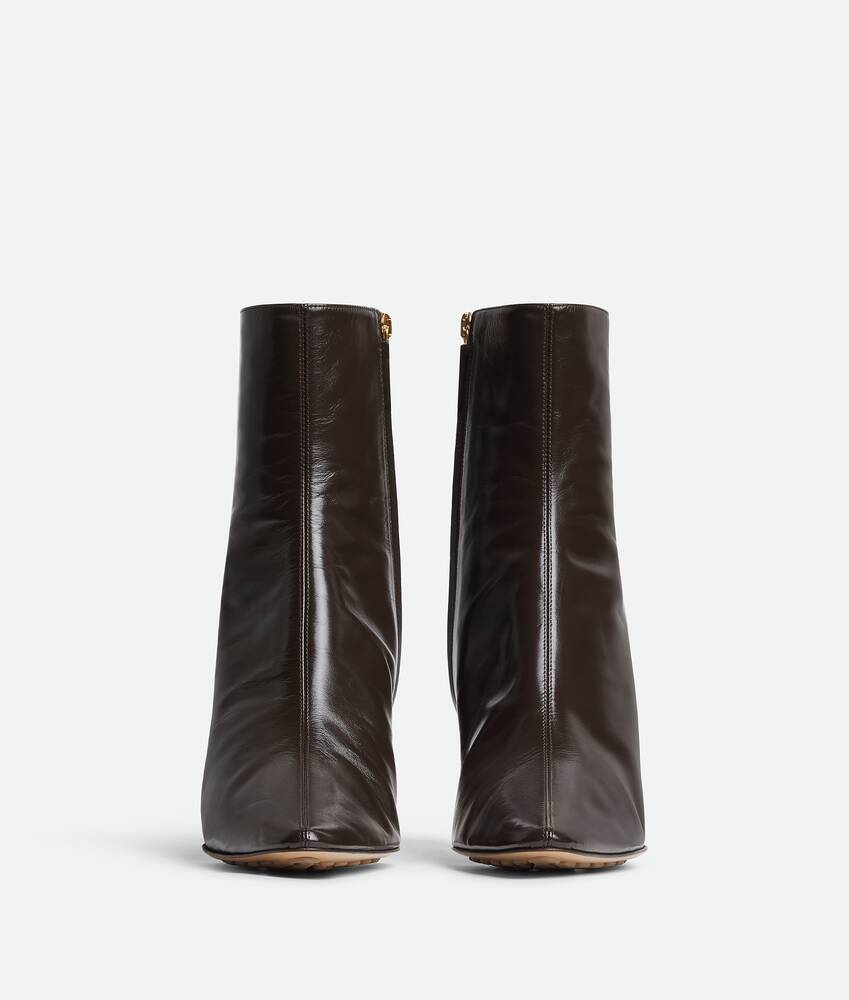 Display a large version of the product image 3 - Sofia Ankle Trunk