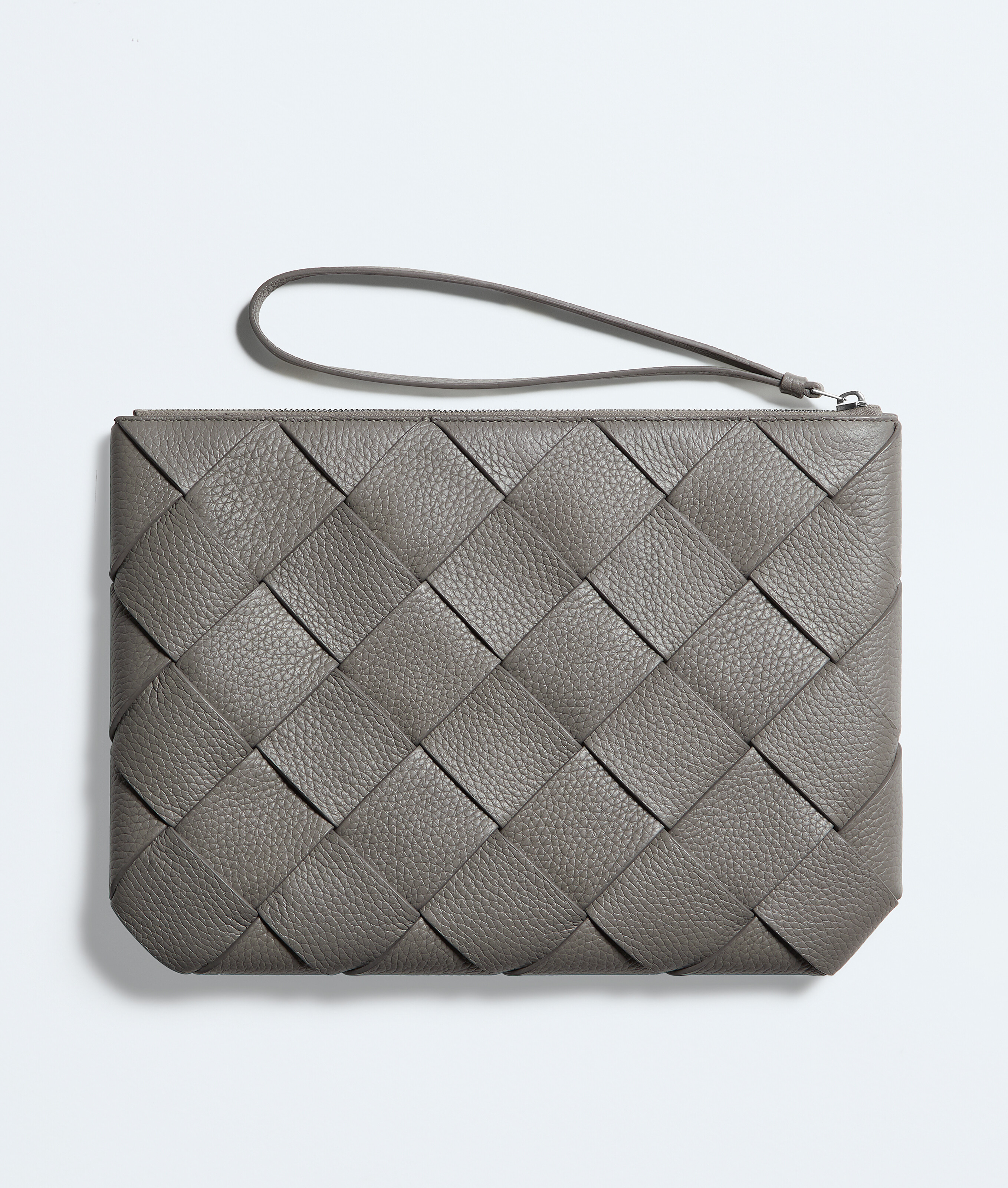 Men's Diago Large Pouch in Basalt Bottega Veneta Luxembourg EN - Image 4