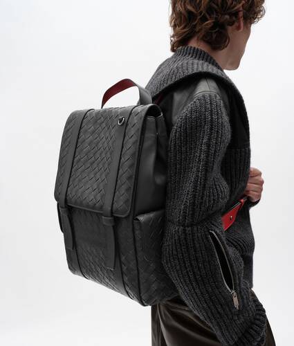 Men's Intrecciato Back to School Backpack in Obsidian gray/radar Bottega Veneta Qatar EN - Image 2
