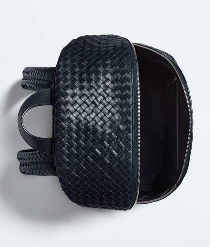 Men's Intrecciato 1975 Backpack in Midnight Bottega Veneta Macao SAR China EN - Image 3