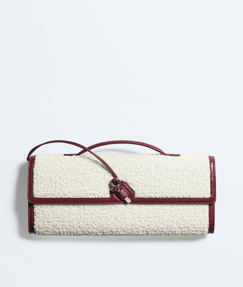 Andiamo Clutch in White/lava Red