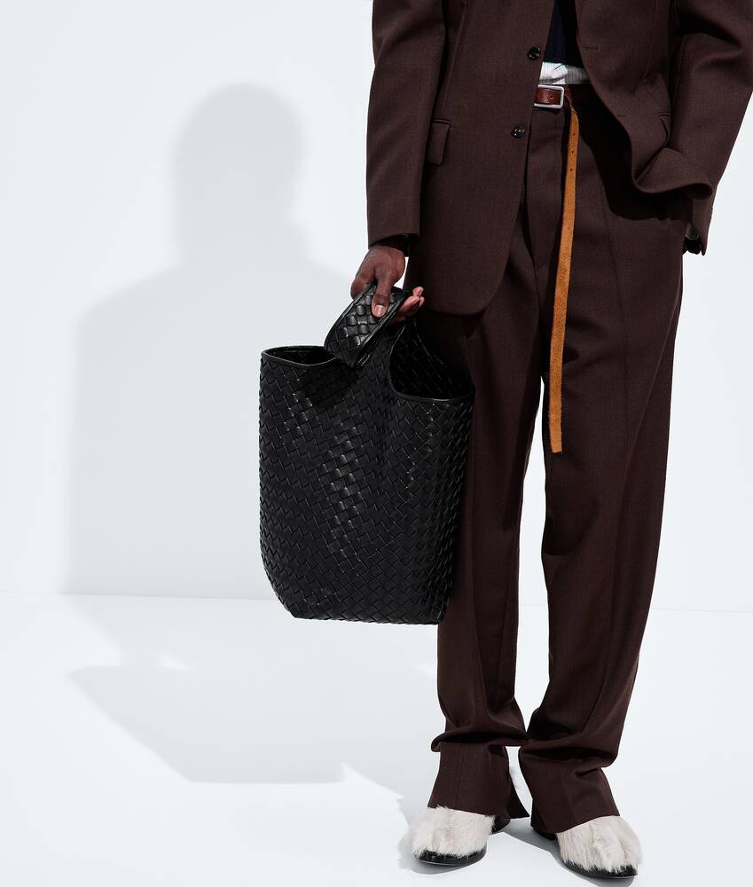 Ele's Bolsa Bucket Triangolo em Black Bottega Veneta Brasil PT - Image 7