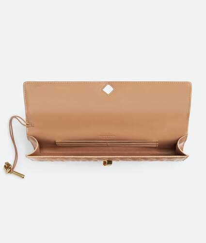 Andiamo Clutch