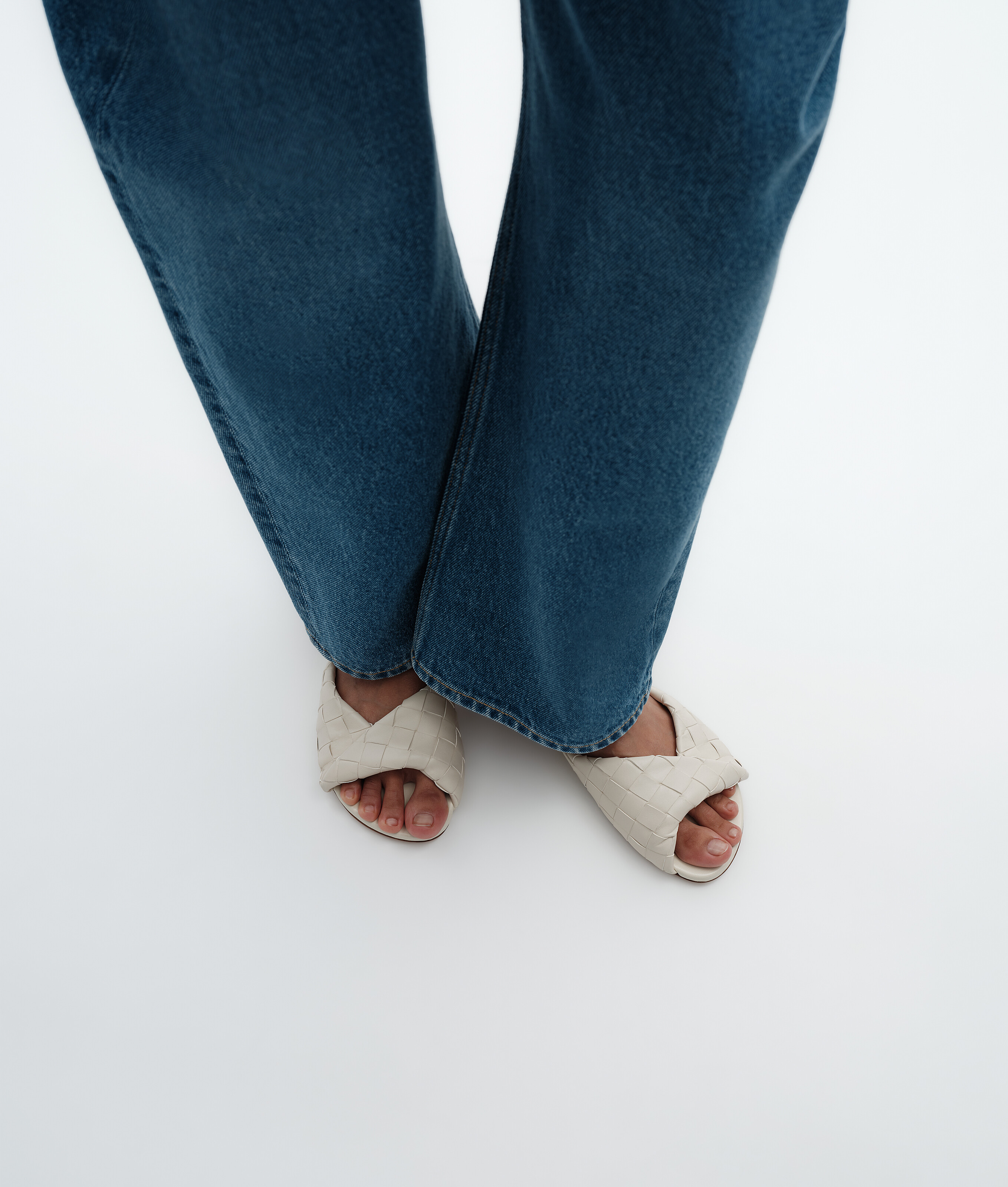 Women's Blink Flat Mule in Sea salt Bottega Veneta Slovakia EN - Image 2
