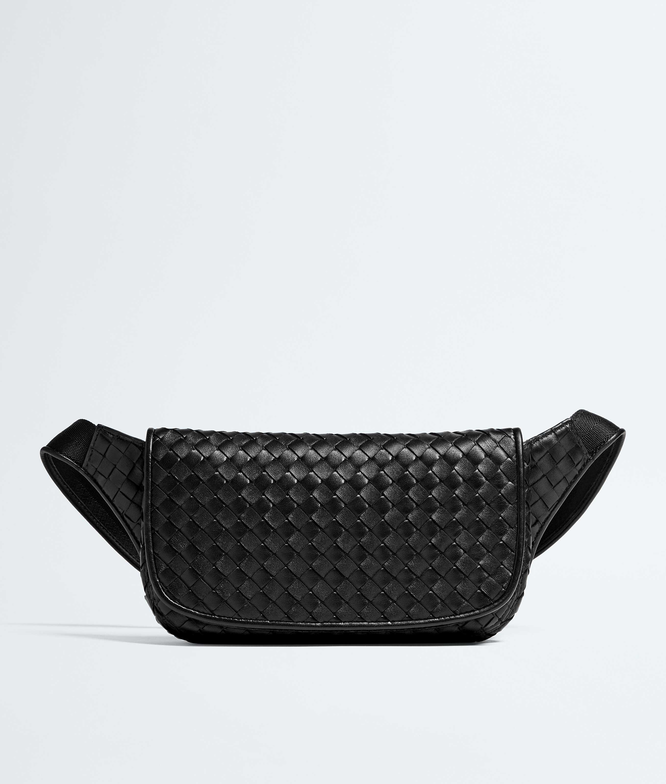 Men's Veneto Belt Bag in Black | Bottega Veneta TW