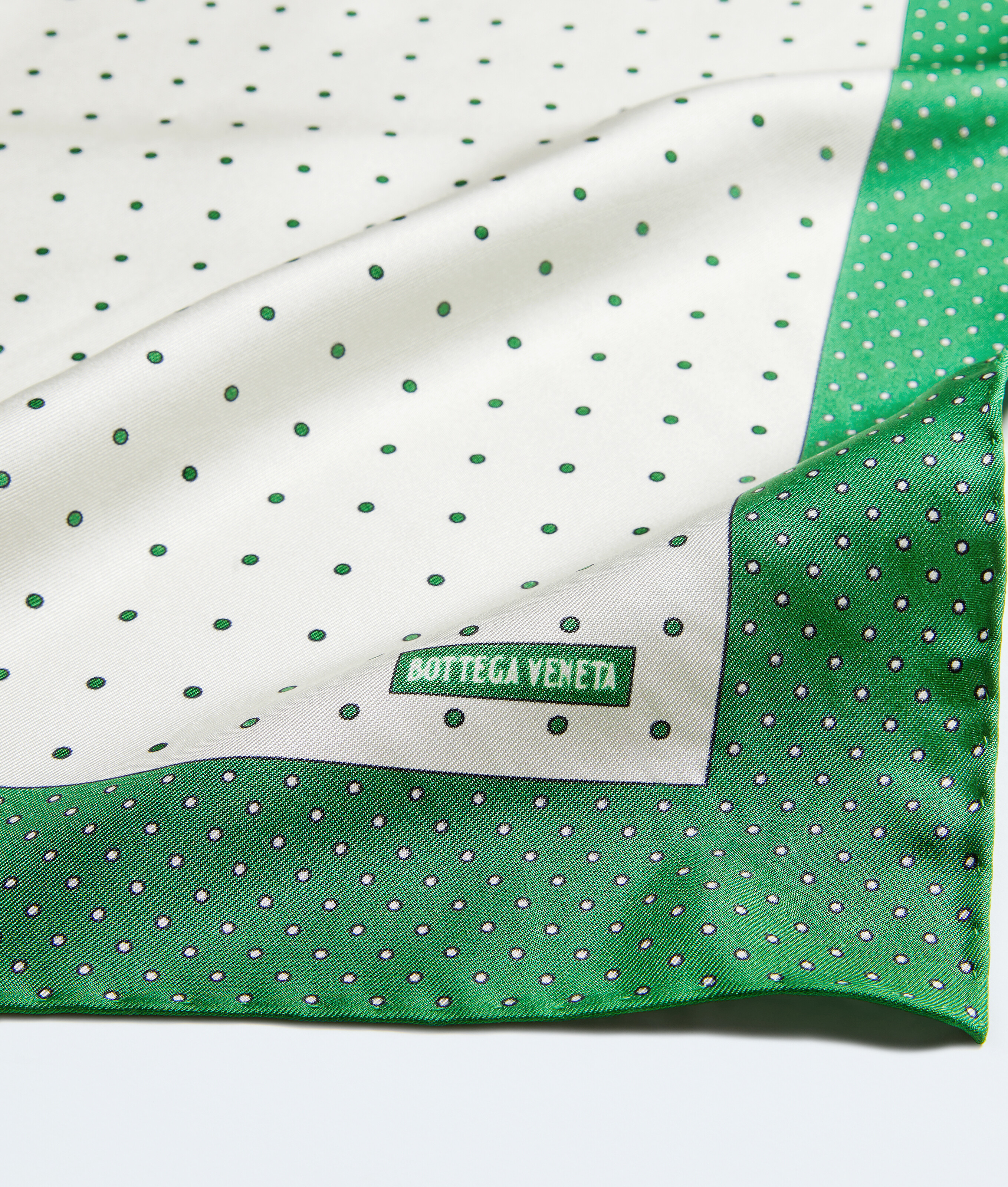 Women's Silk Twill Foulard in Grass green Bottega Veneta Luxembourg EN - Image 3
