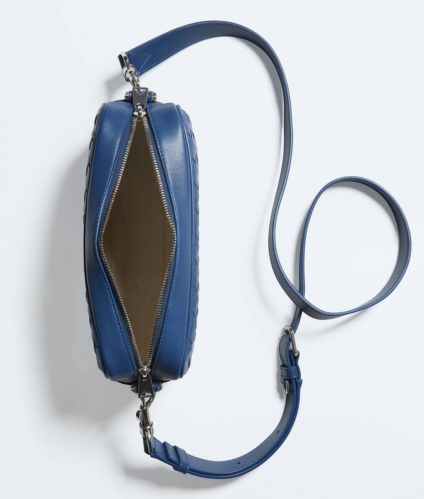 Display a large version of the product image 3 - Small Intrecciato Camera Bag