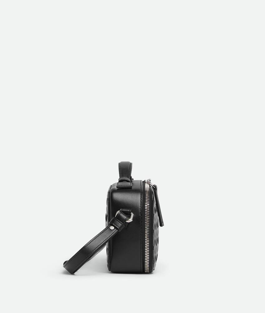 ブラックゲッタウェイ フォンポーチ| Bottega Veneta® 日本