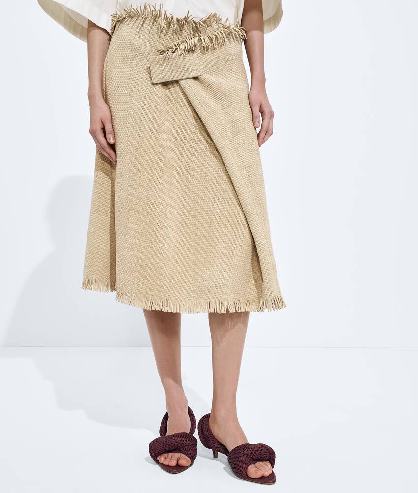 Ela's Saia em Camur&ccedil;a Mini Intreccio em Trench Bottega Veneta Brasil PT - Image 4