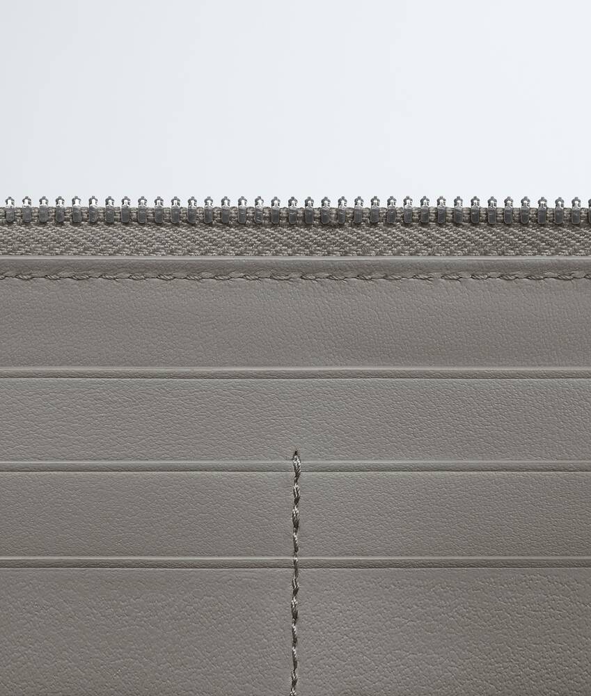 Display a large version of the product image 3 - Intrecciato Zip Around Wallet