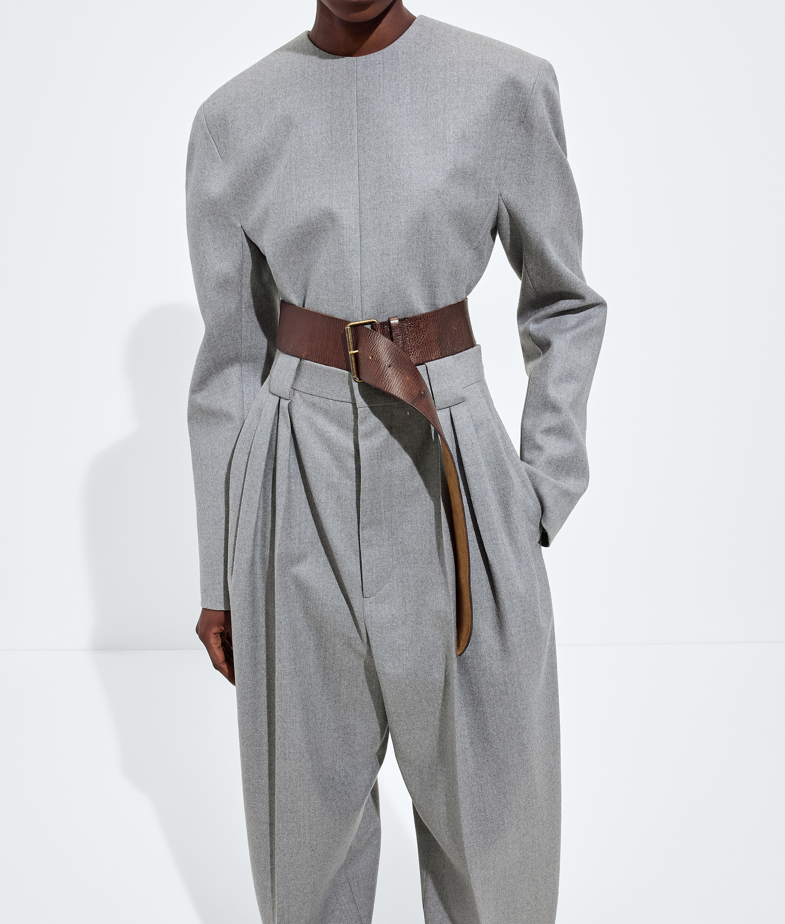 Women's Johnny Belt in Dark oak Bottega Veneta Luxembourg EN - Image 2