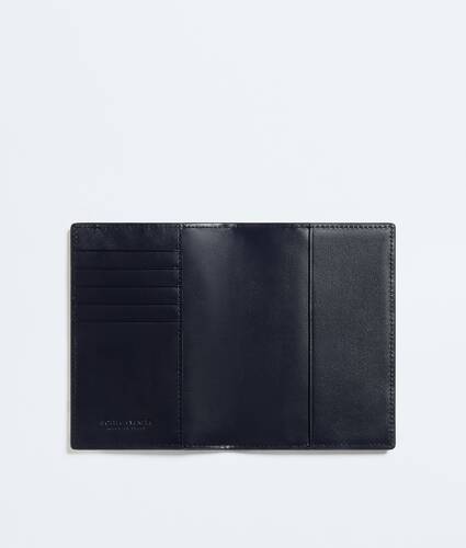 Men's Intrecciato Passport Case in Midnight/taxi Bottega Veneta Bulgaria EN - Image 2
