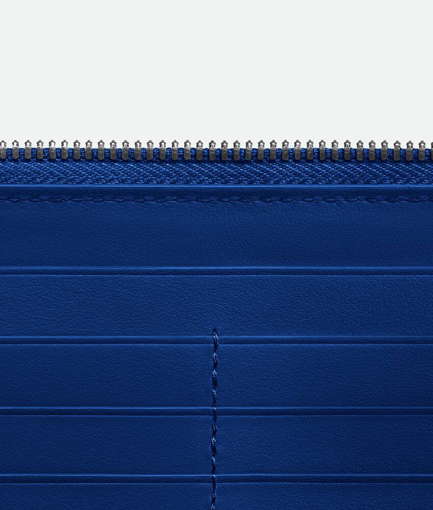 Display a large version of the product image 3 - Intrecciato Zip Around Wallet