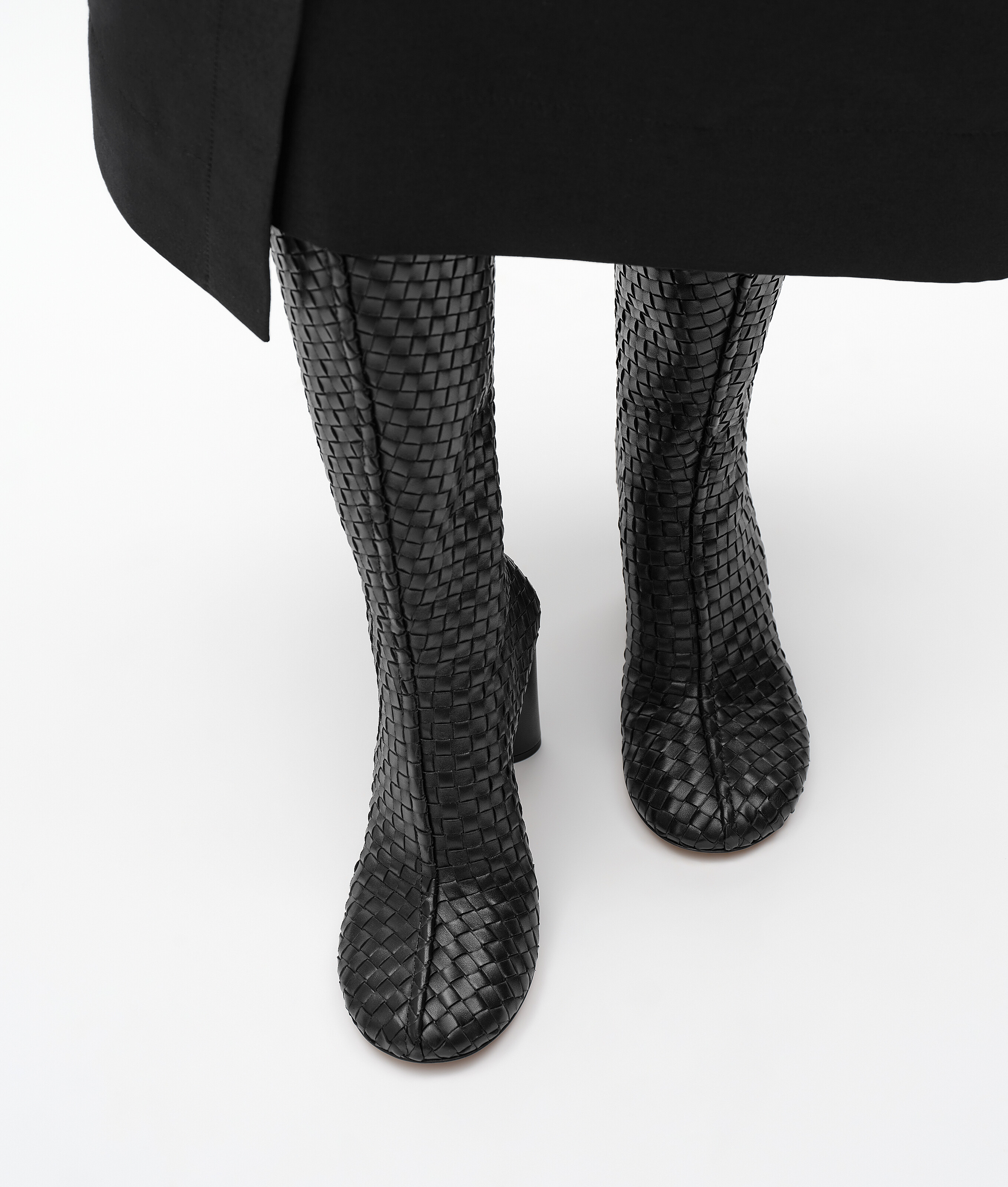 Women's Cherry Boot in Black Bottega Veneta Luxembourg EN - Image 2