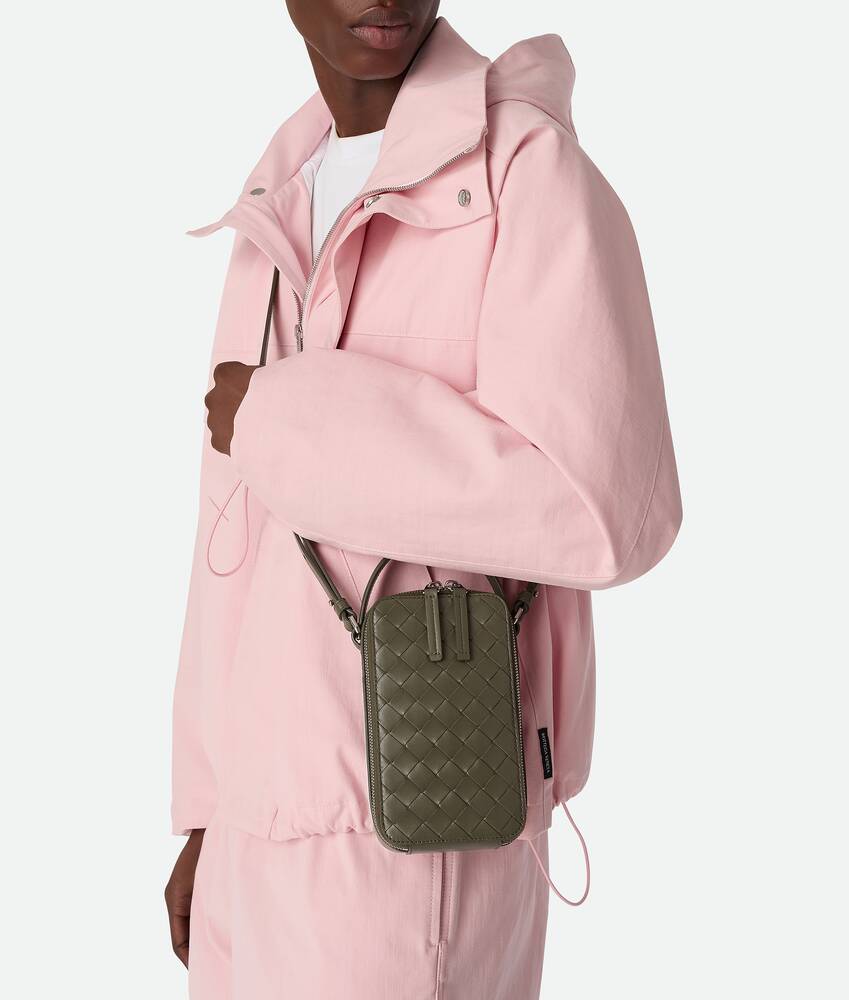 Men's Getaway Phone Pouch in Cypress Bottega Veneta United Kingdom EN - Image 2