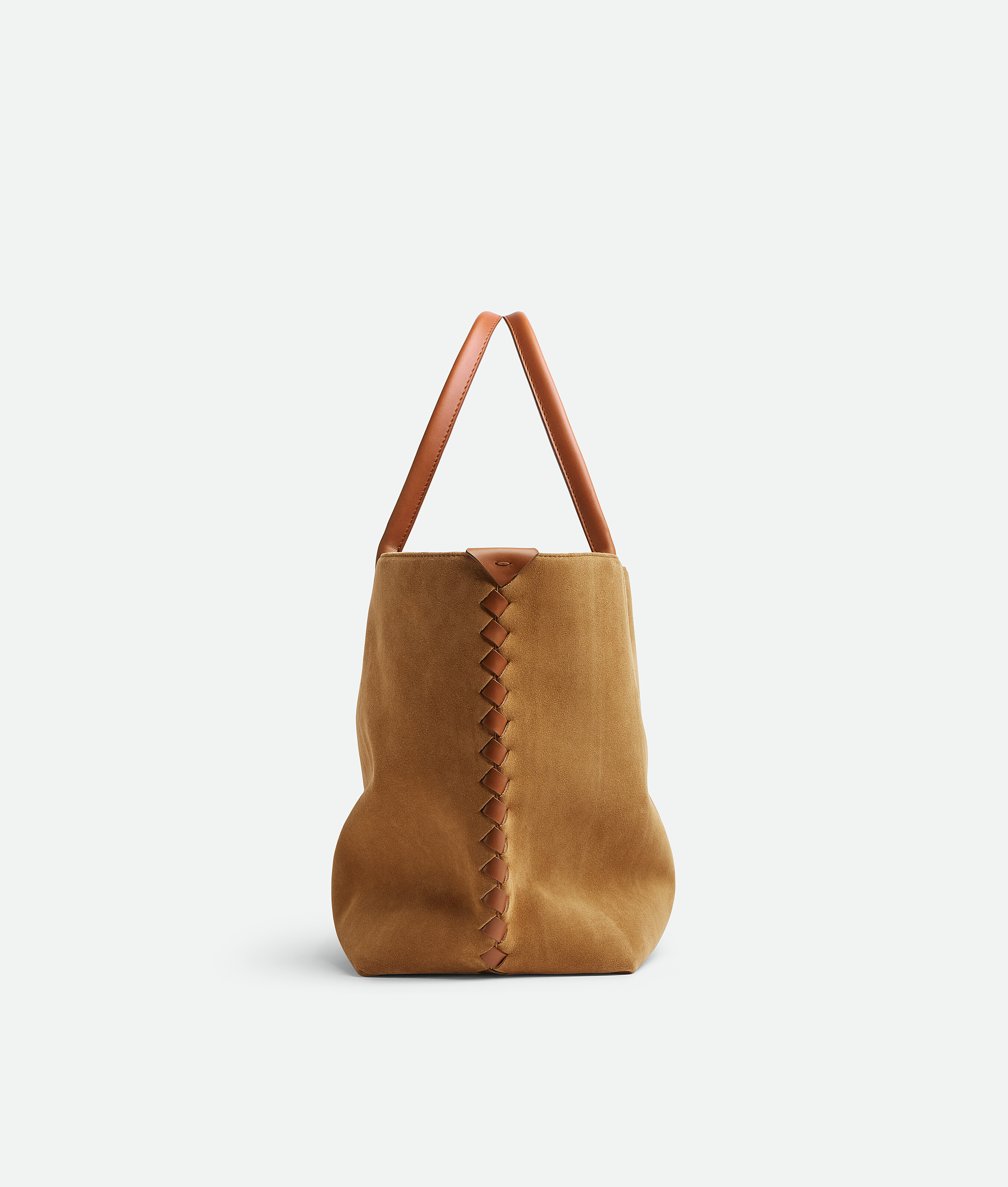 Women's Large Cabat in Camel/light wood Bottega Veneta Croatia EN - Image 4