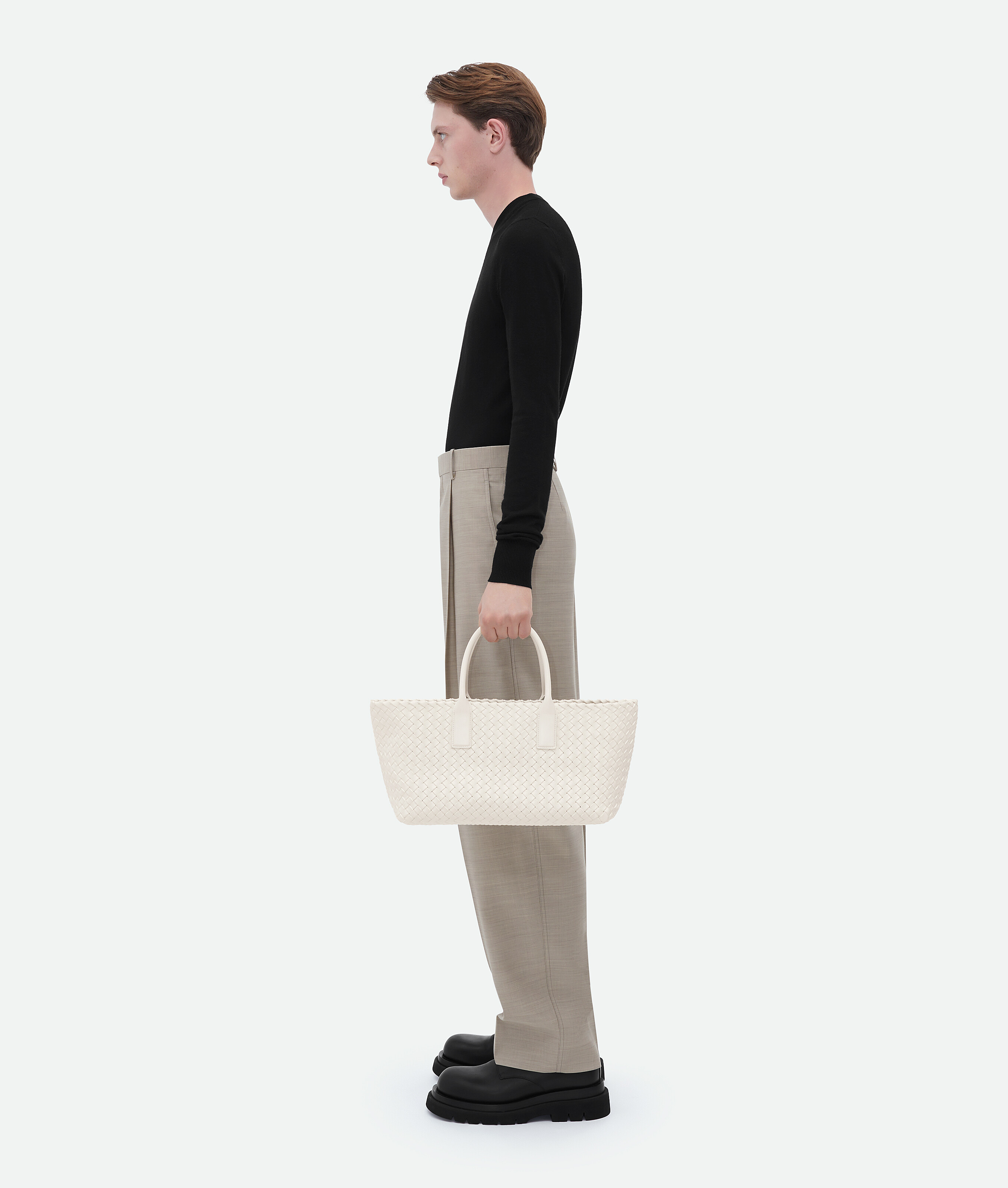 Small Cabat in White Bottega Veneta Spain EN - Image 5
