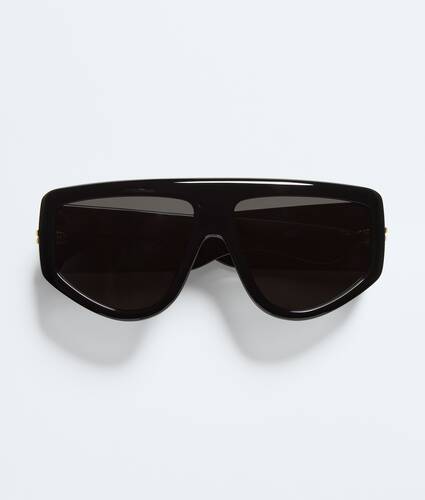 Classic Shield Sunglasses in Black/grey Bottega Veneta United Kingdom EN - Image 1