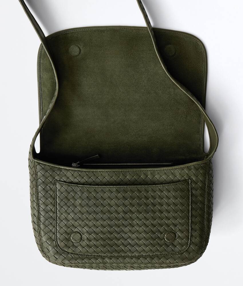 Men's Veneto Large Messenger in Bark green Bottega Veneta Japan EN - Image 3