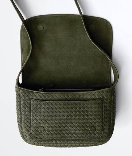 Men's Veneto Large Messenger in Bark green Bottega Veneta Japan EN - Image 3