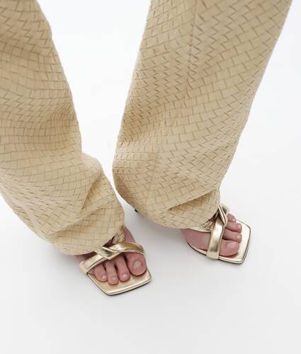 Women's Riva Strap Sandal in Supermoon Bottega Veneta Monaco EN - Image 2