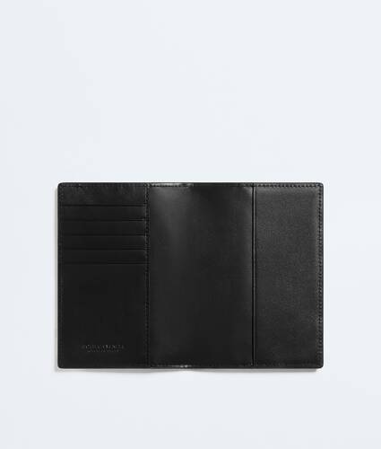 Men's Intrecciato Passport Case in Black/shamrock Bottega Veneta Hong Kong SAR China EN - Image 2