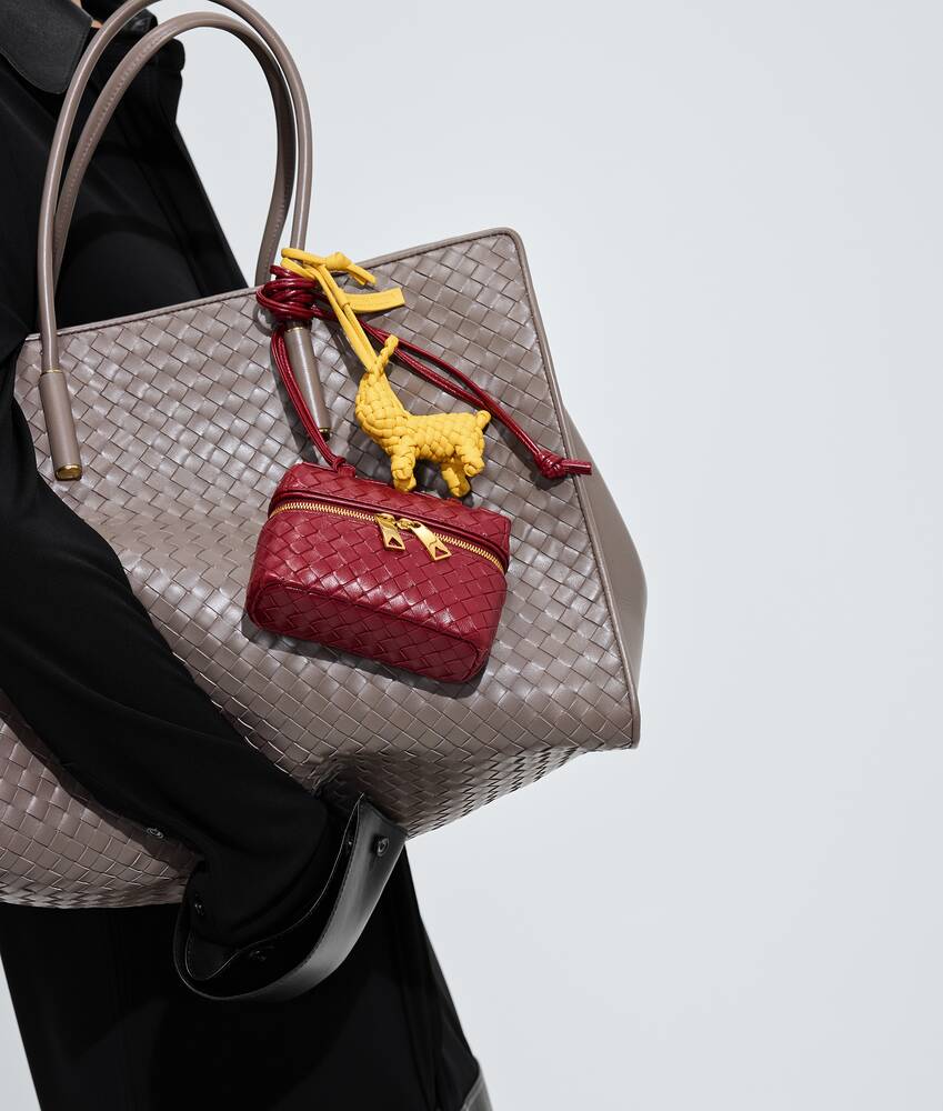 Charm de conejo para Hombre en Buttercup Bottega Veneta M&eacute;xico ES - Image 2