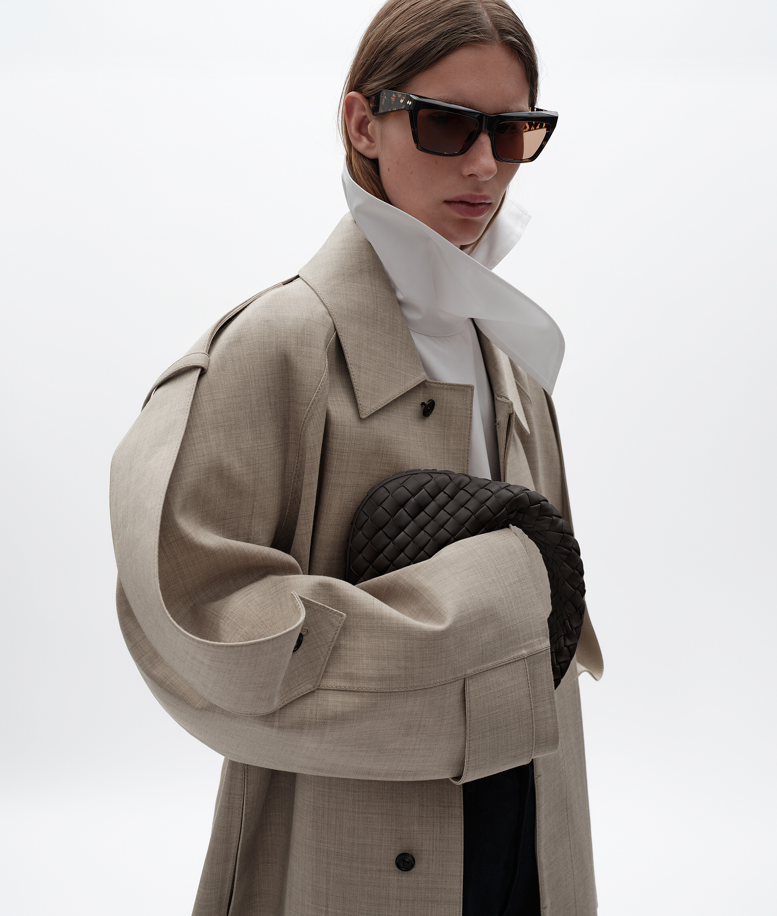 Women's Baby Veneta in Espresso-muse brass Bottega Veneta Luxembourg EN - Image 2