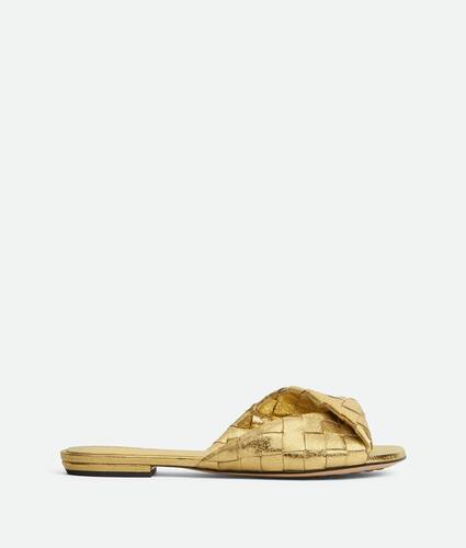 Bottega veneta flip flops online