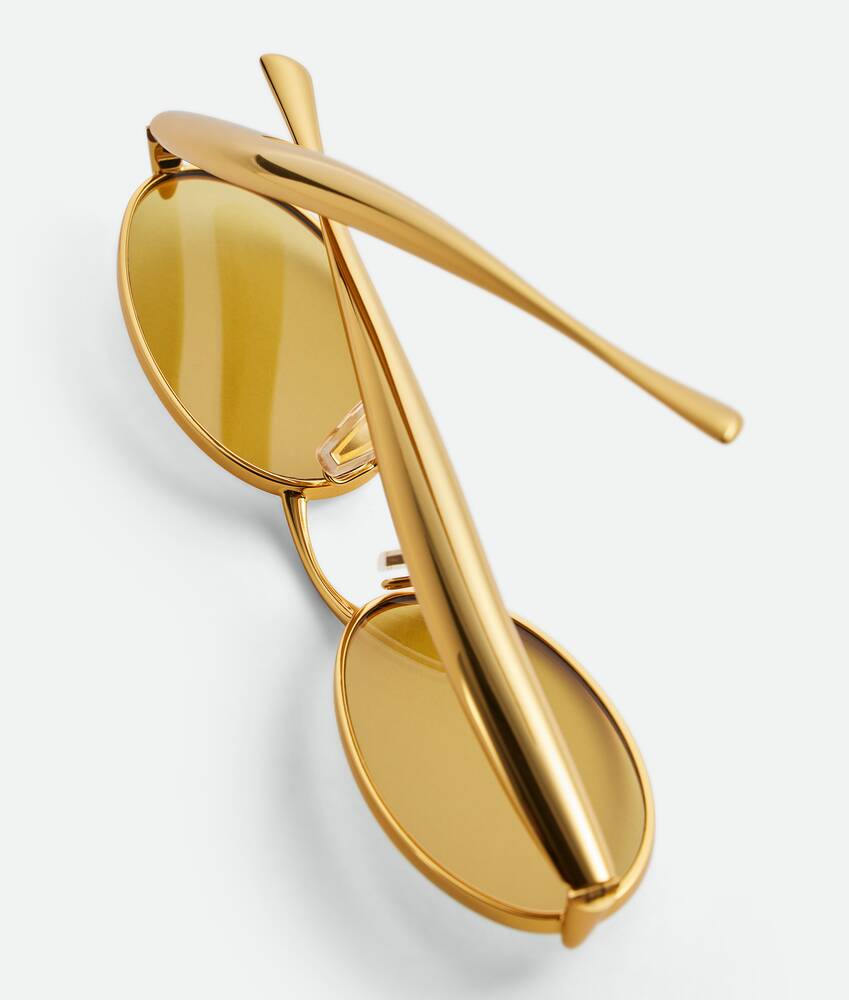 Display a large version of the product image 3 - Sardine Oval Sunglasses