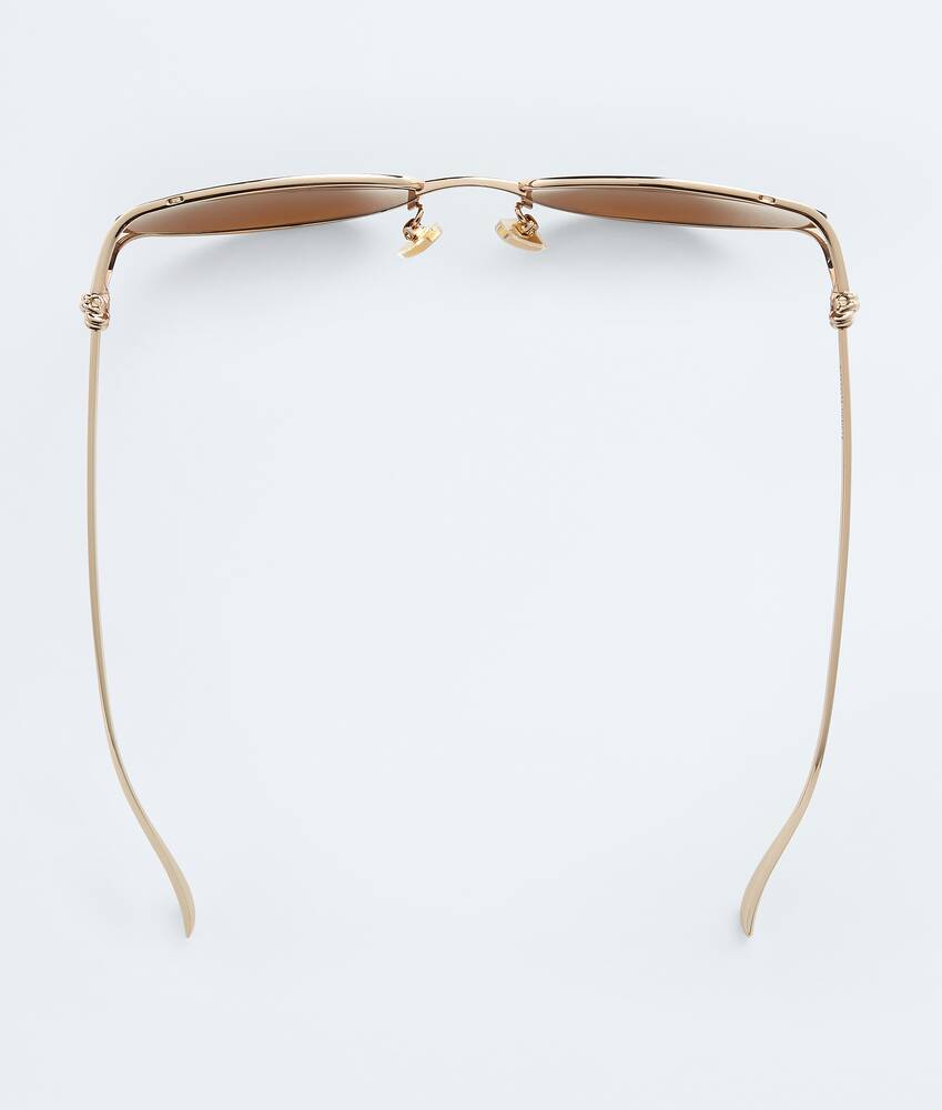 Knot Cat Eye Sunglasses in Gold/brown Bottega Veneta France EN - Image 4