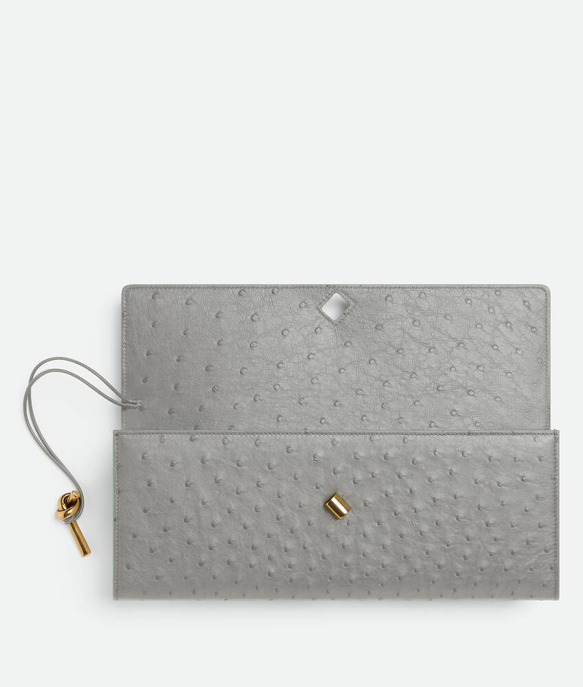 Display a large version of the product image 2 - Andiamo Clutch