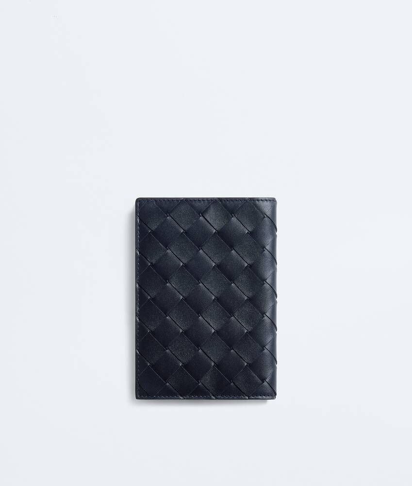 Afficher une grande image du produit 3 - &Eacute;tui pour passeport Intrecciato