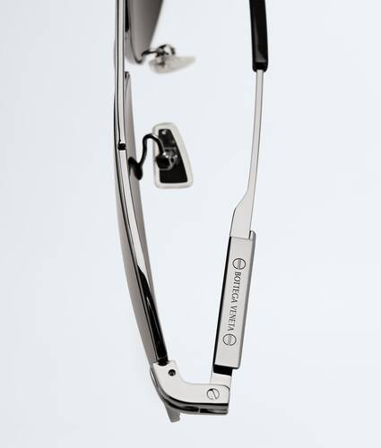 Classic Aviator Sunglasses in Ruthenium/gray Bottega Veneta Norway EN - Image 4