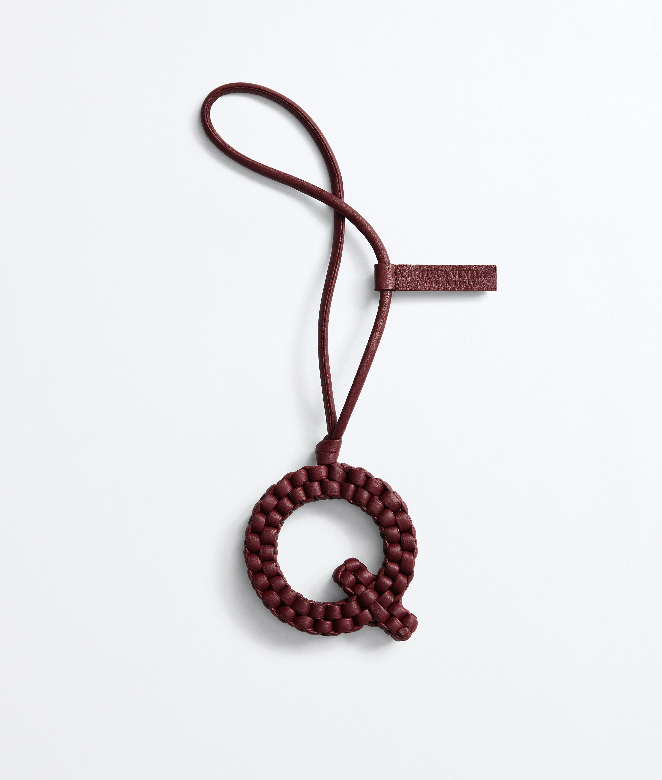 Letter Q Charm in Bordeaux Bottega Veneta Finland EN - Image 1