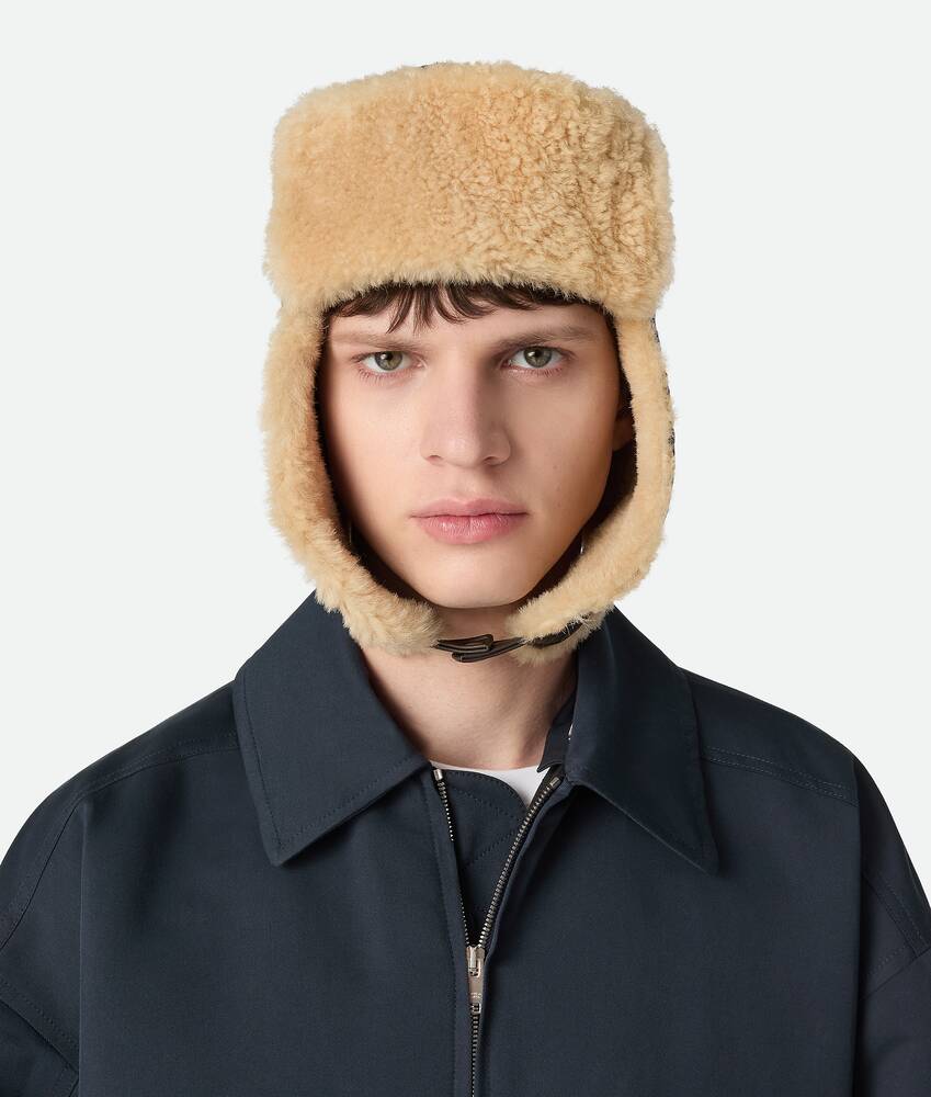 Display a large version of the product image 5 - Intrecciato Leather Aviator Hat