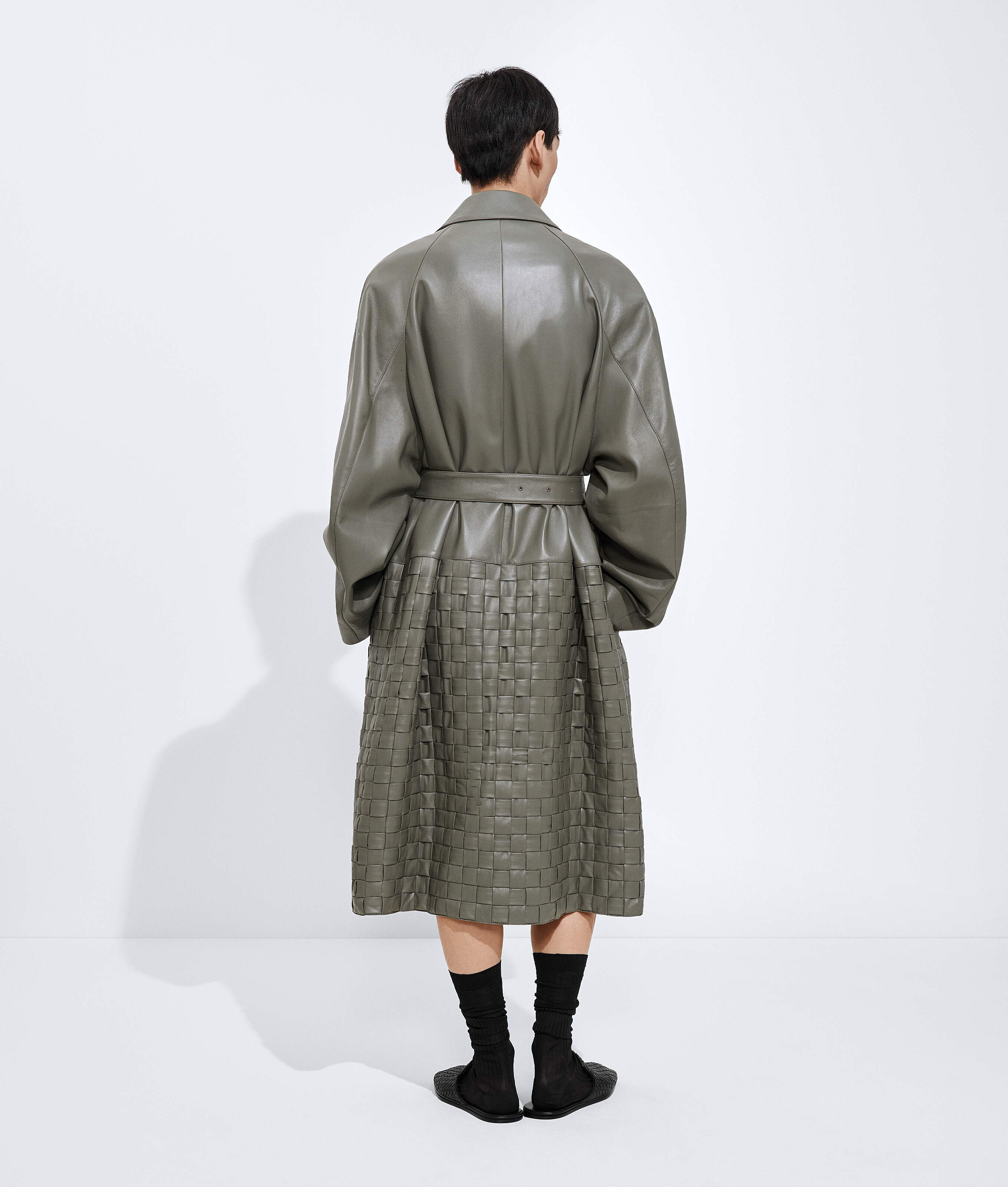 Men's Leather Coat  in Desert taupe Bottega Veneta Finland EN - Image 3
