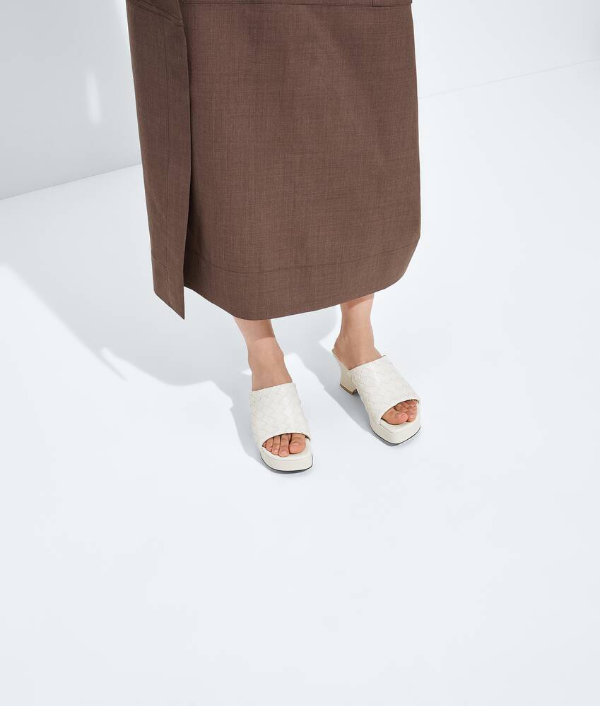 Women's Rosita Wedge Mule in Alabaster Bottega Veneta Slovakia EN - Image 2