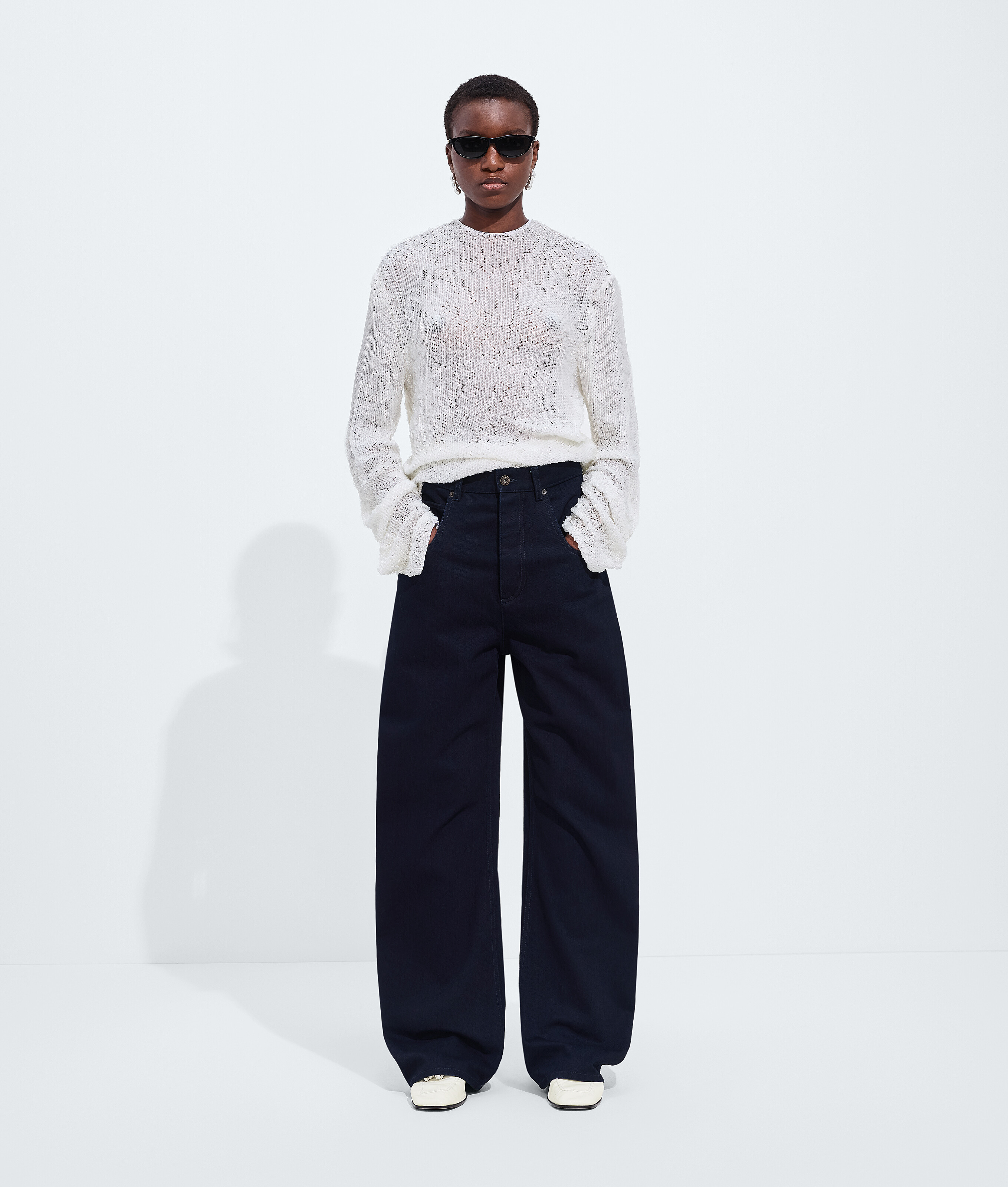 Women's Dark Indigo Wide Leg Jeans in Dark indigo Bottega Veneta Luxembourg EN - Image 4